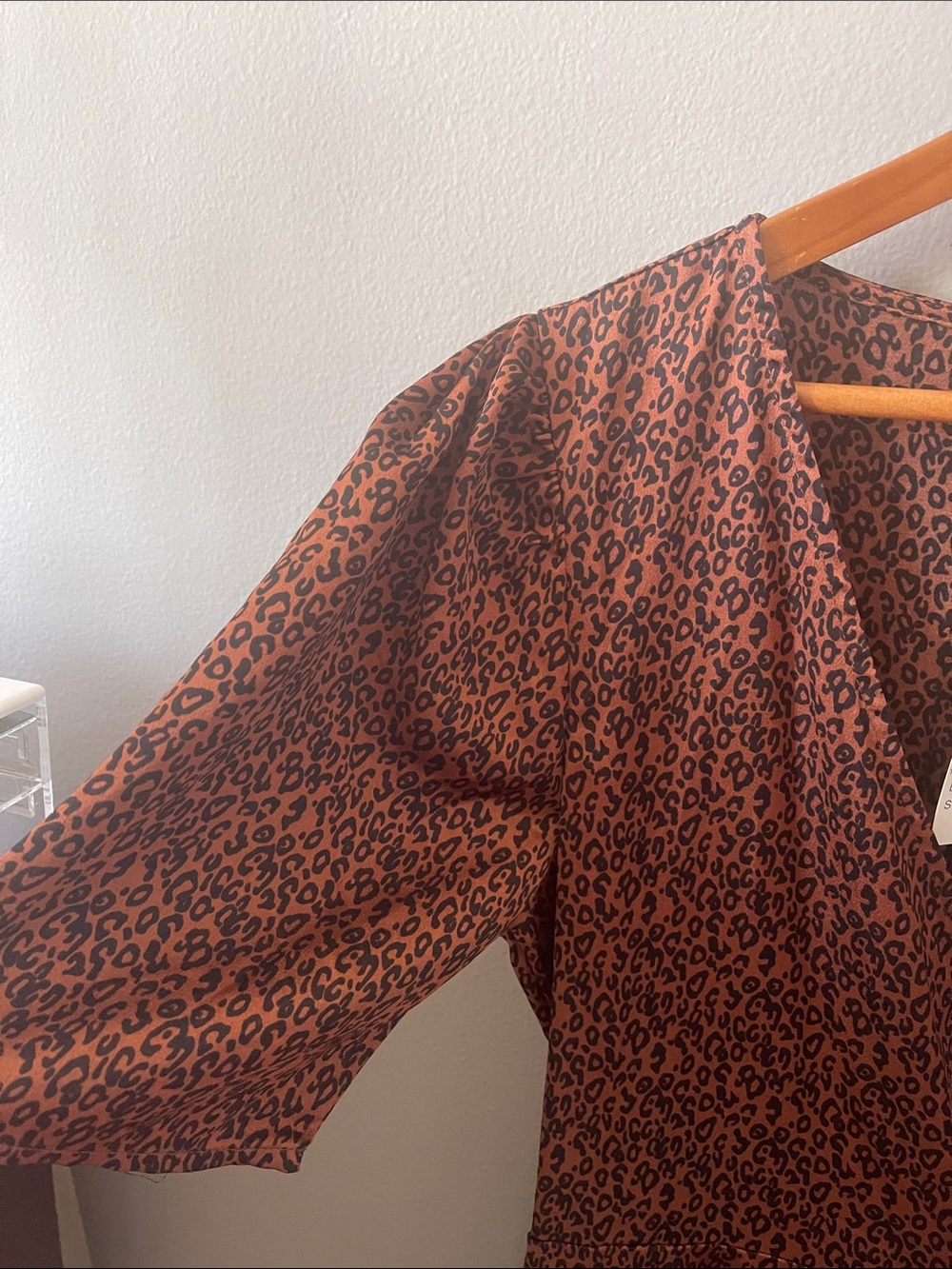 bobeau Rust Leopard High-Low Wrap Dress - Picture 2 of 9